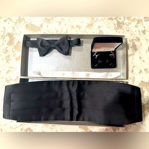 Joseph Abboud Black Tie set